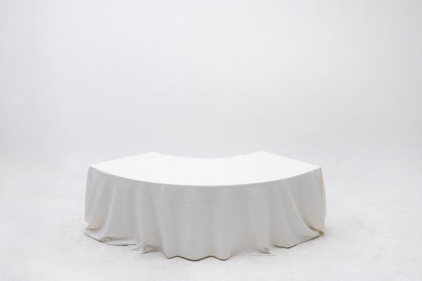 Banquet table - Curved